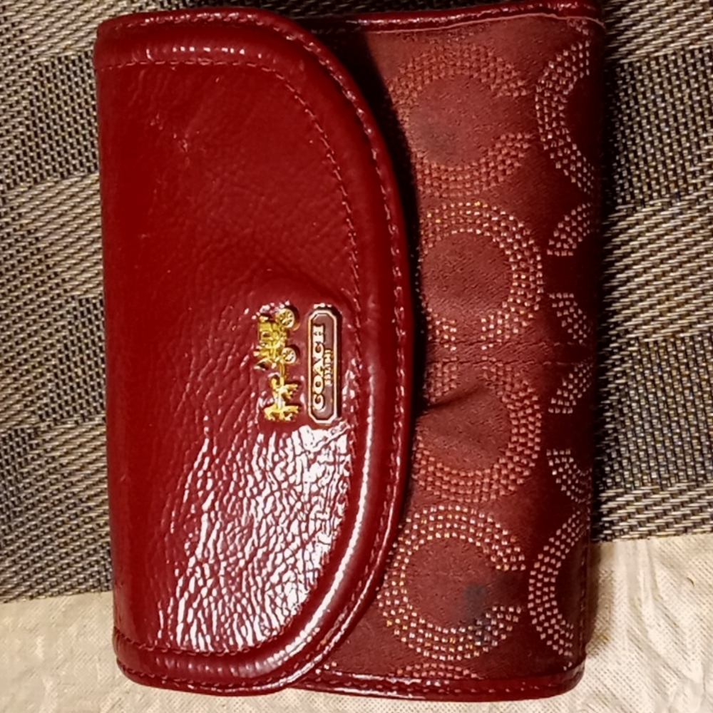 Coach maroon wallet